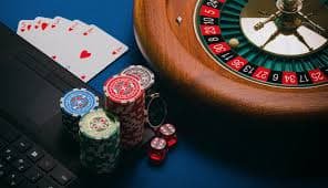 Ringkasan bonus helo4d di layar ponsel